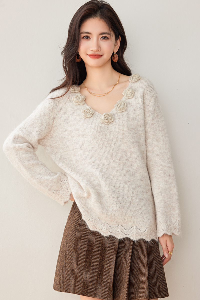 Long stereoscopic sweater flowers tops for women