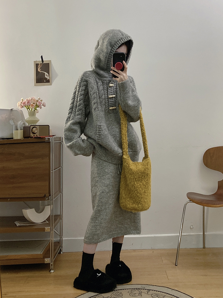 College style large yard hooded sweater 2pcs set for women