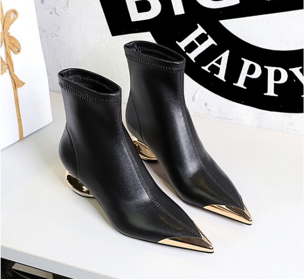 Low cylinder pointed short boots European style iron boots