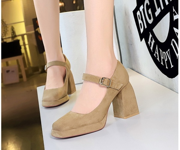 Thick broadcloth platform square head low shoes