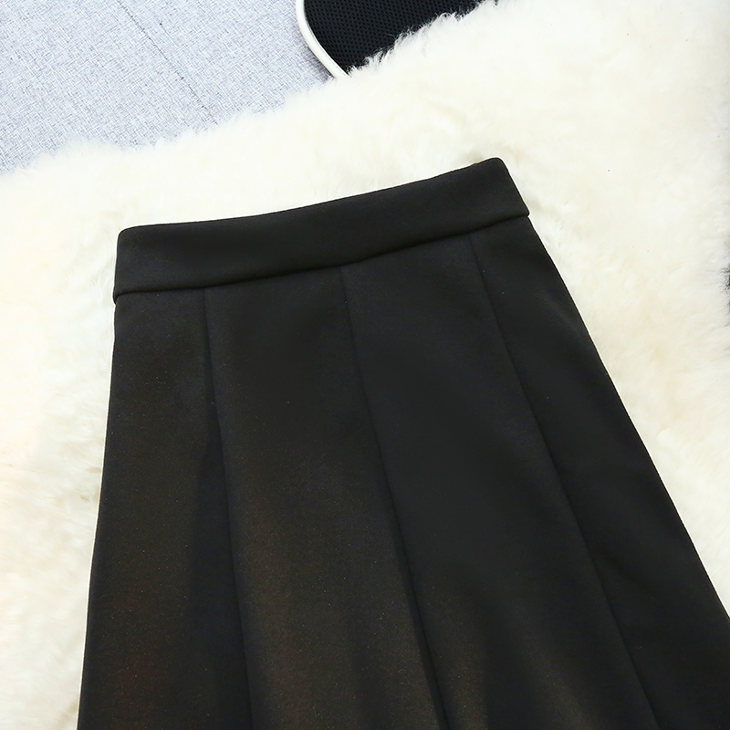 Woolen skirt