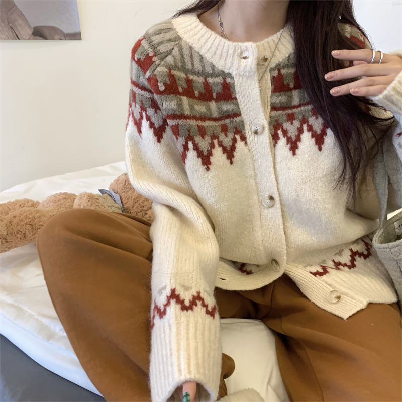 Knitted round neck cardigan christmas sweater for women