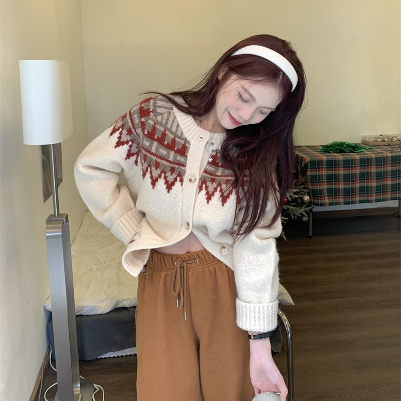 Knitted round neck cardigan christmas sweater for women