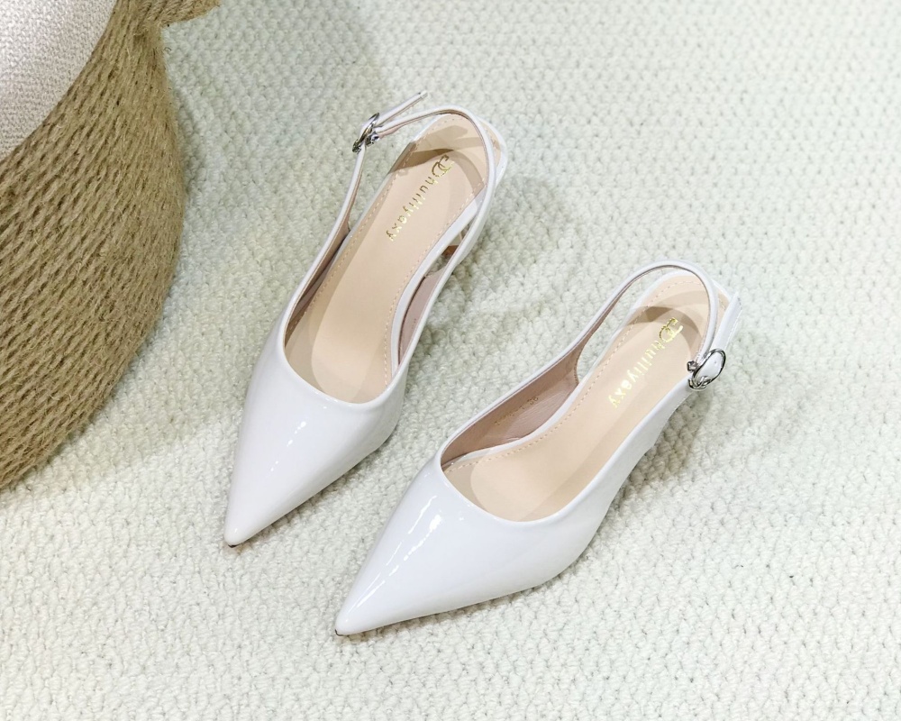 Elegant high-heeled shoes pointed sandals for women