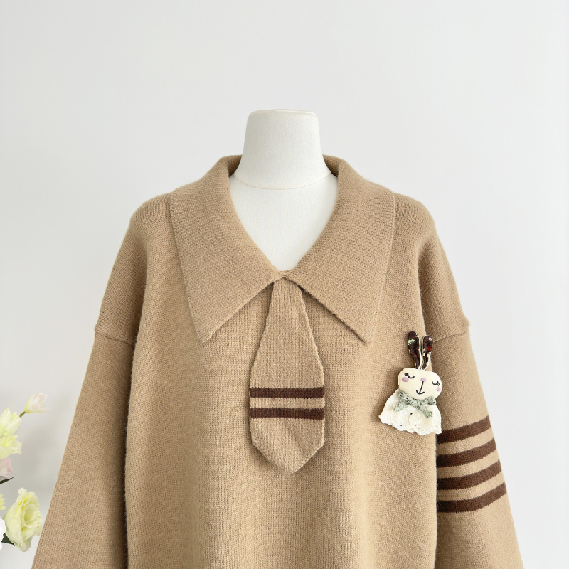 Pullover college style large yard loose sweater for women