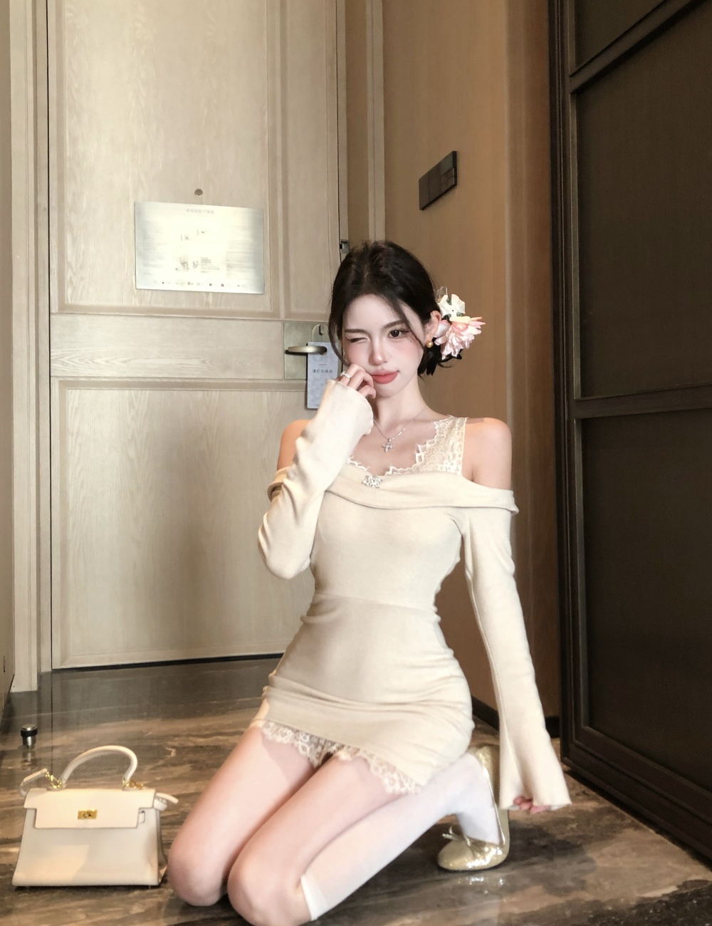 Pseudo-two package hip strapless bottoming lace dress for women