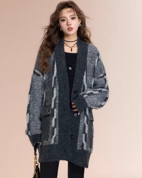 Loose splice cardigan autumn and winter V-neck coat