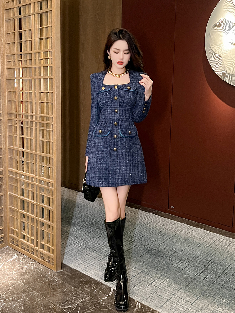 Square collar autumn and winter temperament dress for women