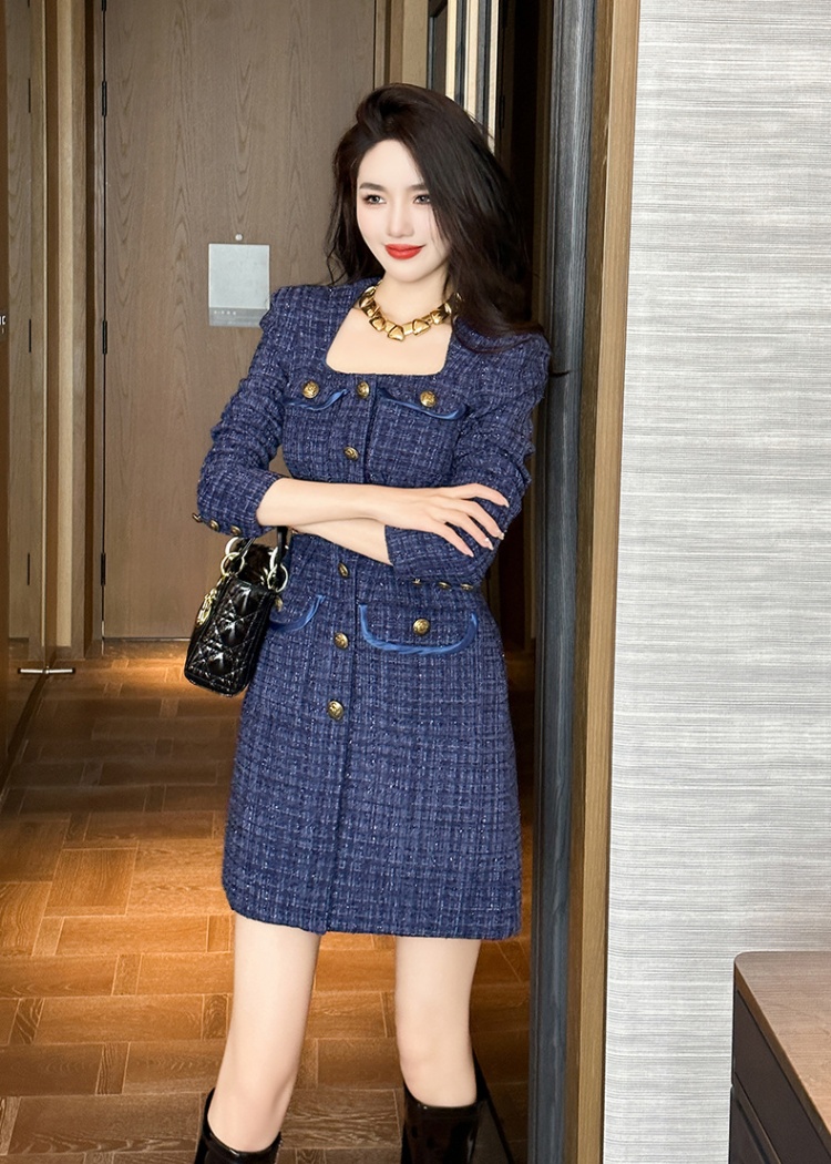 Square collar autumn and winter temperament dress for women