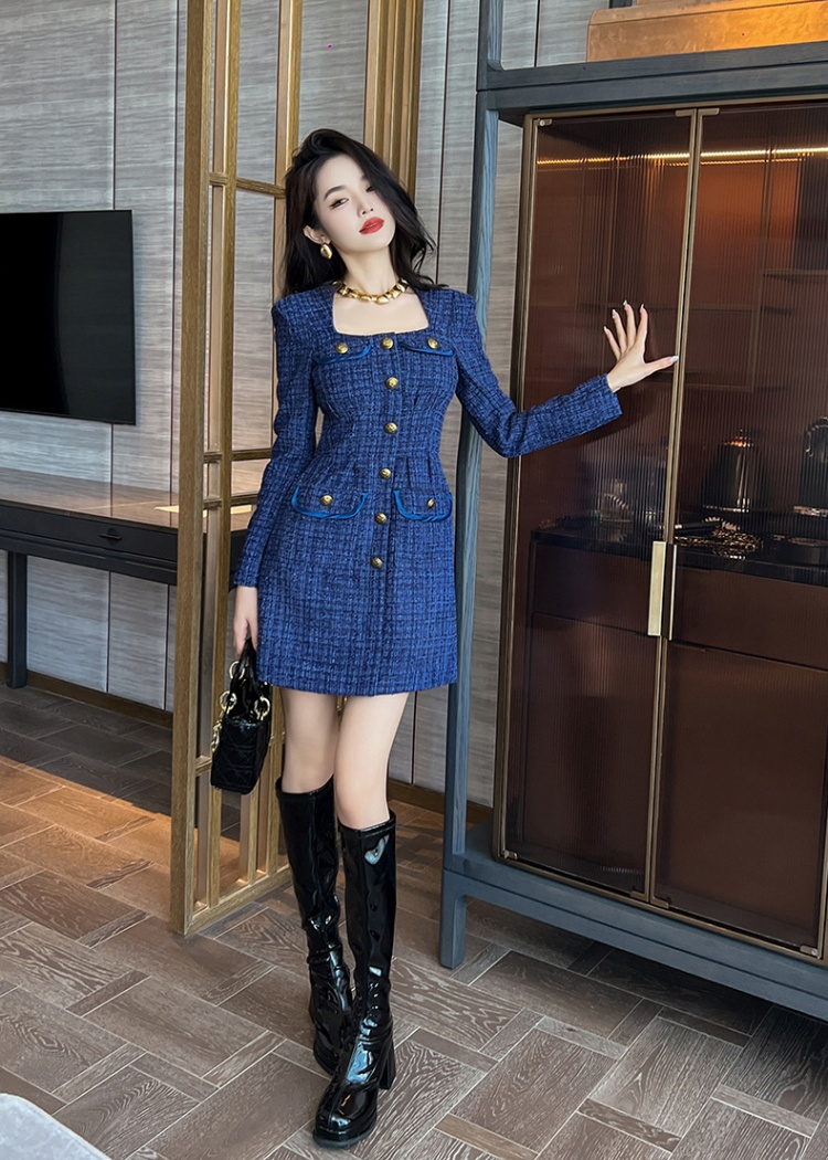 Square collar autumn and winter temperament dress for women