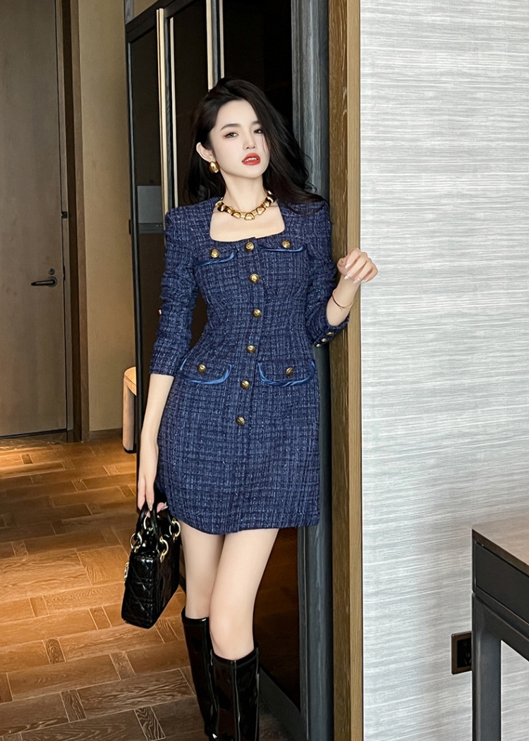 Square collar autumn and winter temperament dress for women