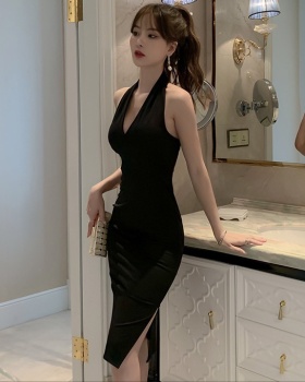 Slim black V-neck dress Hepburn style halter formal dress