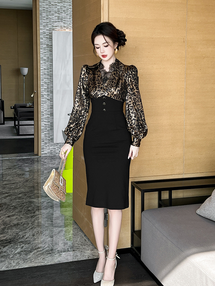 Splice pinched waist leopard package hip dress for women