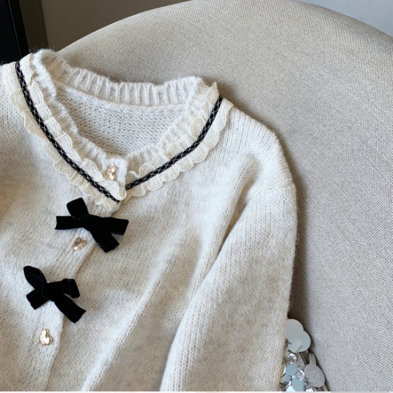 Temperament chanelstyle winter cardigan round neck bow sweater