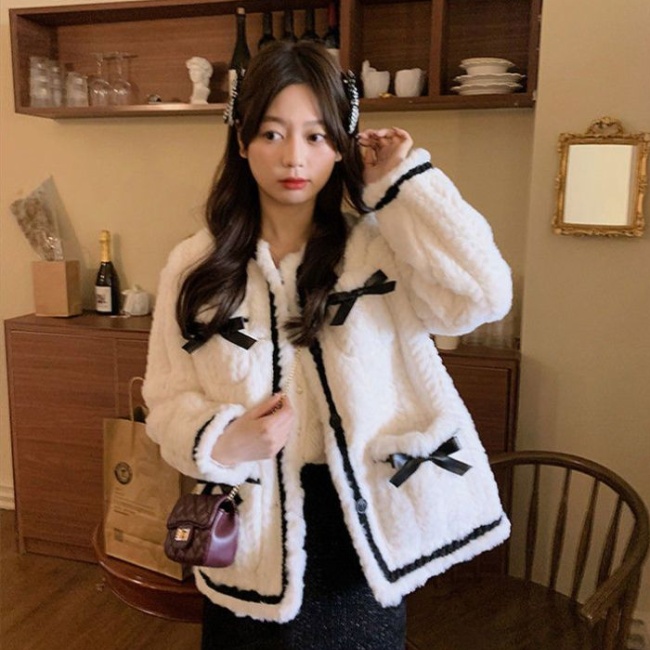 Winter plush thermal retro bow lamb fur coat