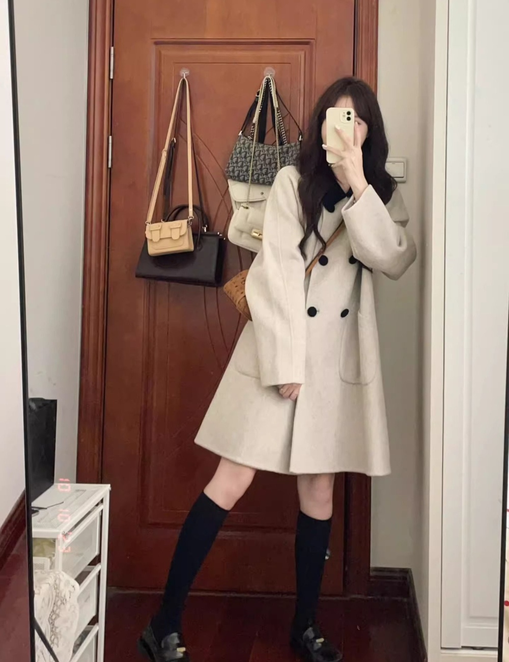 Hepburn style woolen coat overcoat for women