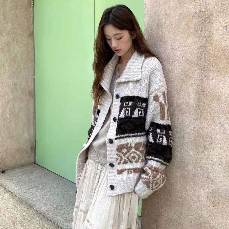 Loose lapel wool cardigan wears outside fluffy tops for women