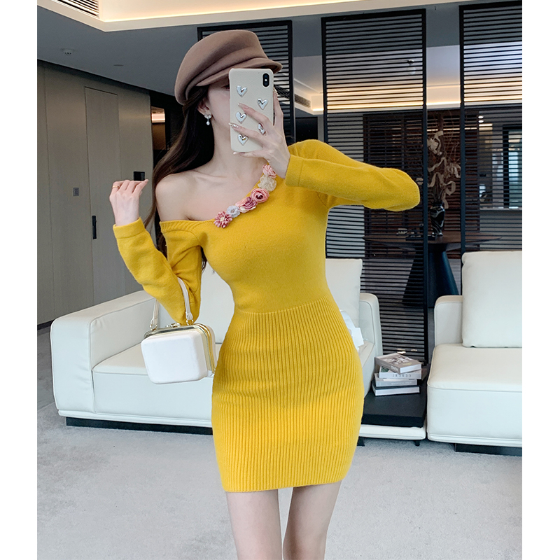 Enticement package hip knitted winter dress