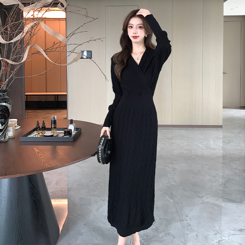 Autumn and winter black overcoat long dress for women