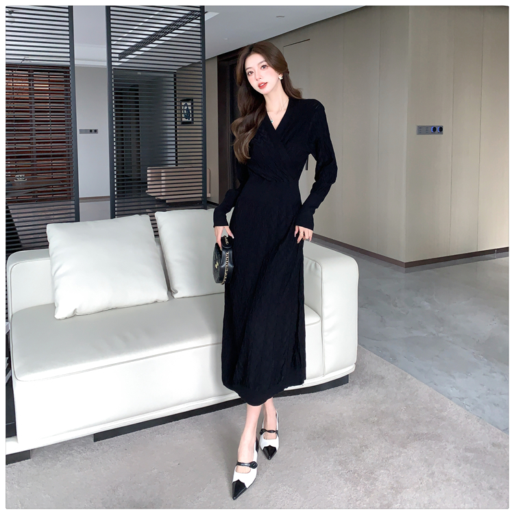 Autumn and winter black overcoat long dress for women