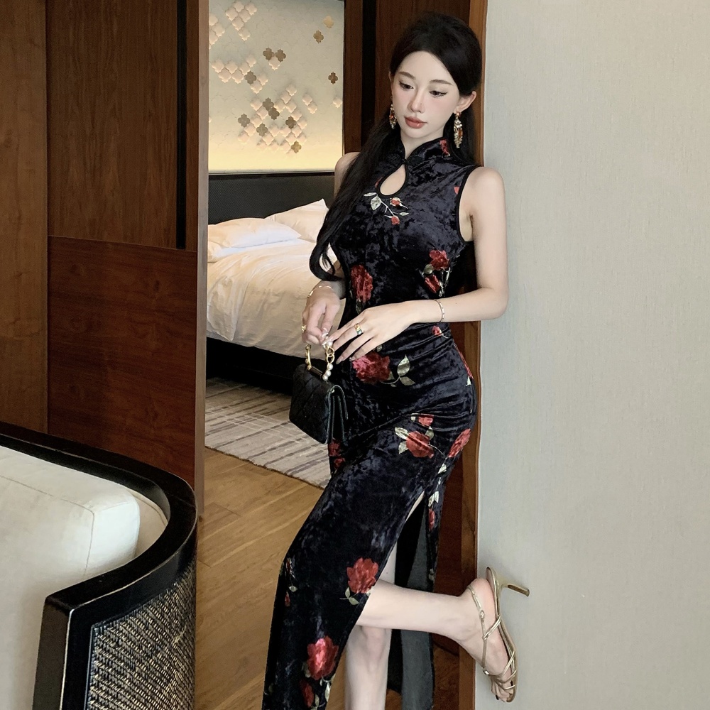 Chinese style long dress sleeveless slim cheongsam