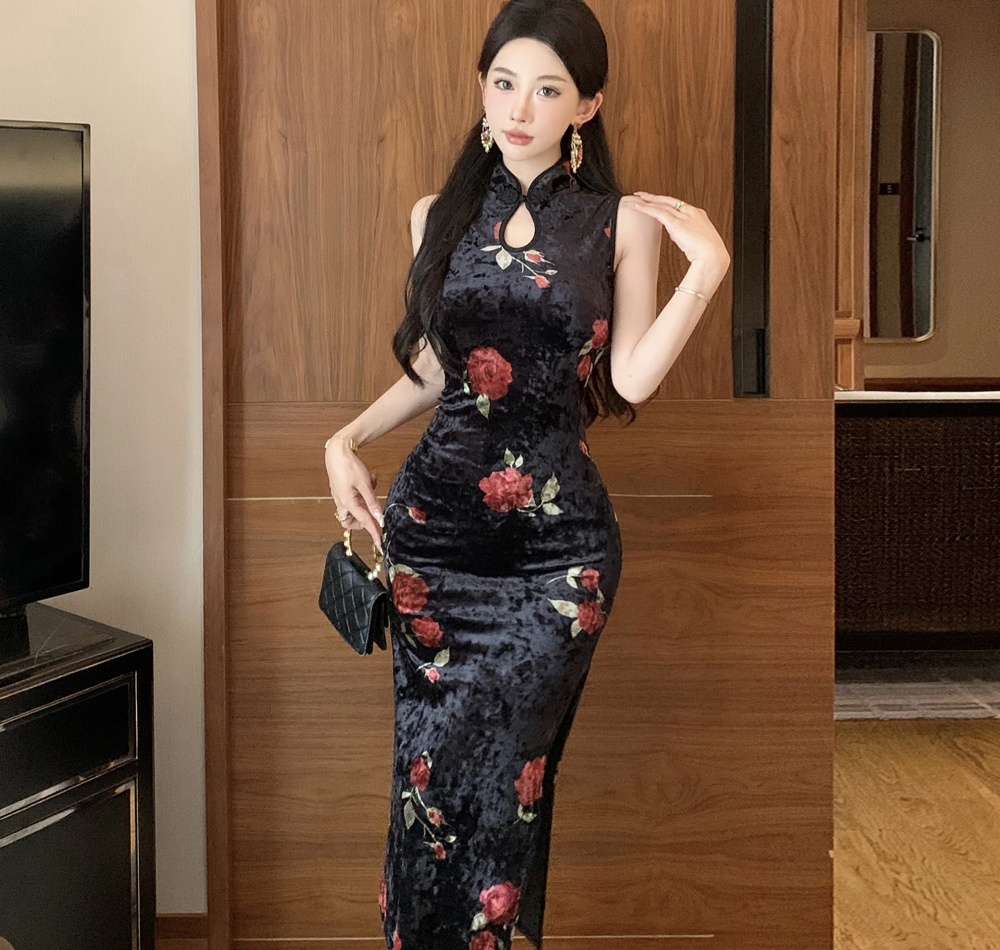 Chinese style long dress sleeveless slim cheongsam