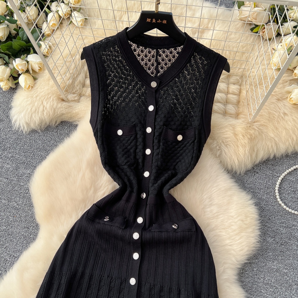 Winter pinched waist hollow chanelstyle sleeveless dress