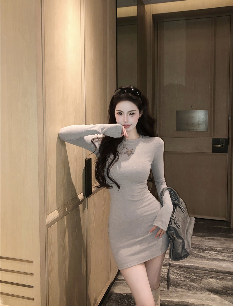 Knitted round neck T-back hollow dress for women