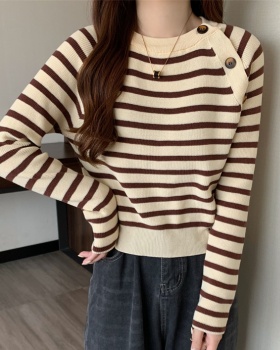 Simple buckle niche tops pullover knitted lazy sweater