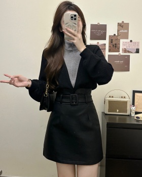 Accent sweater leather skirt 2pcs set for women