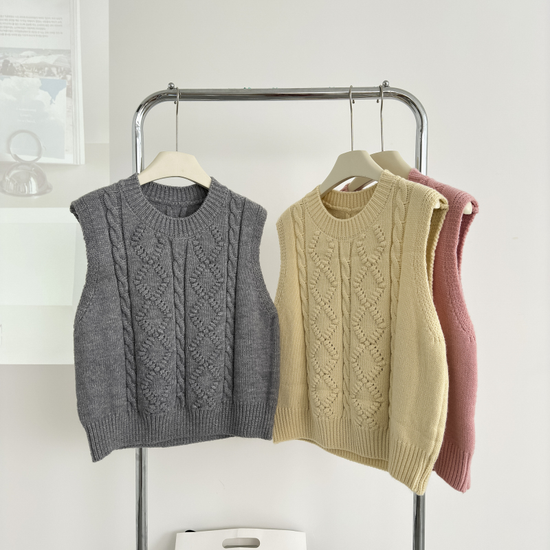 Knitted autumn vest short round neck waistcoat