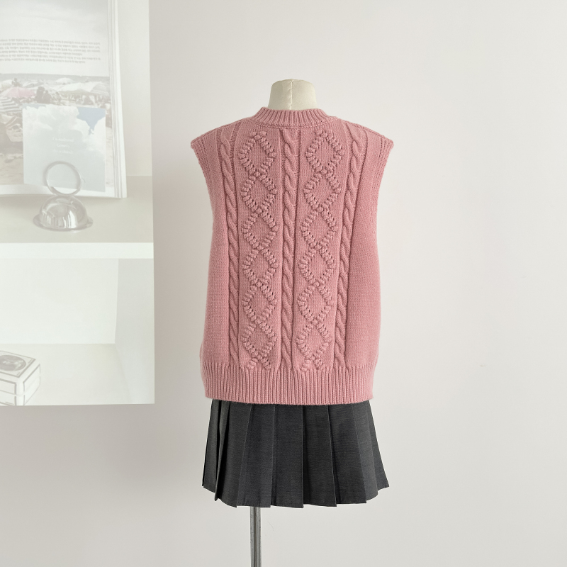 Knitted autumn vest short round neck waistcoat