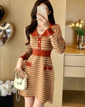 Pinched waist chanelstyle bottoming unique dress for women