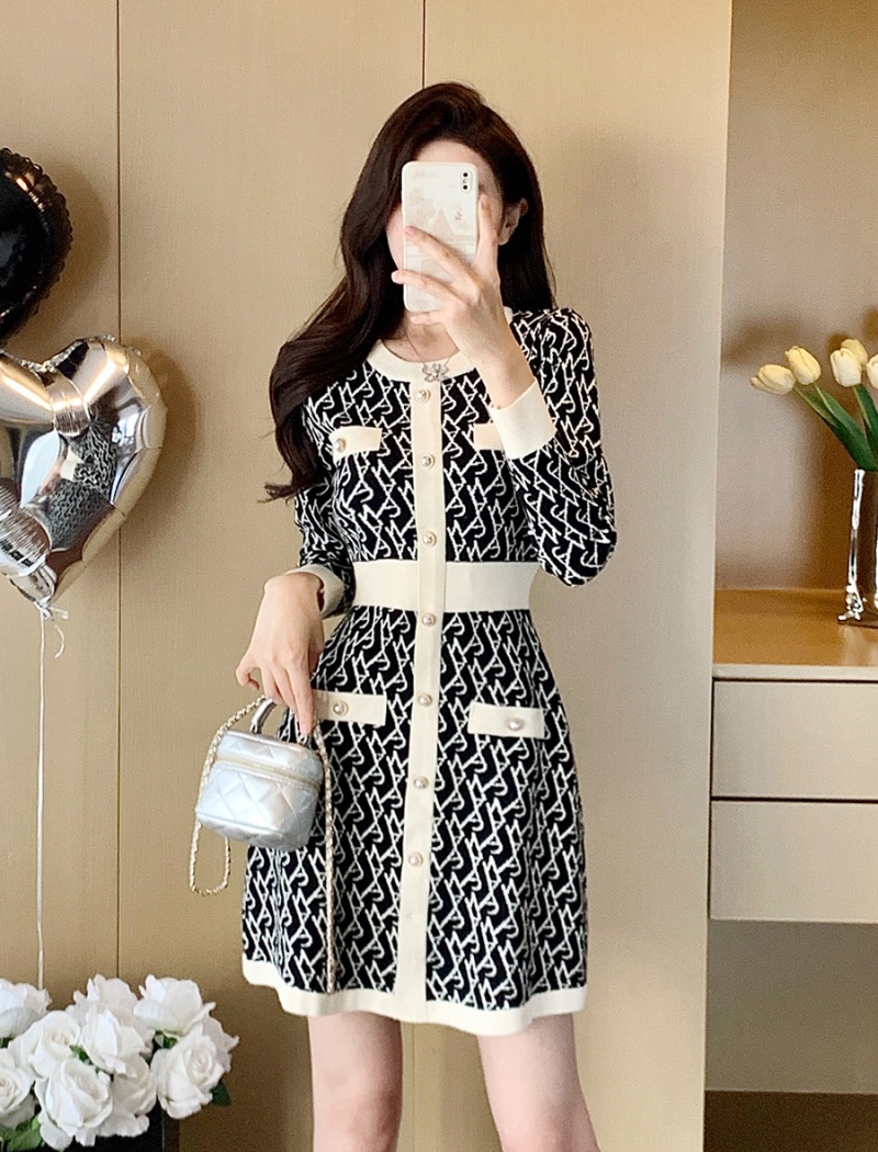 Knitted chanelstyle sweater dress light luxury dress