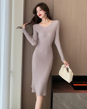 Slim V-neck knitted autumn long sleeve retro dress