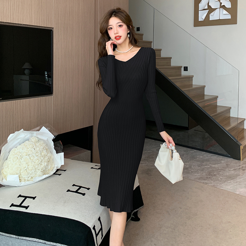 Slim V-neck knitted autumn long sleeve retro dress