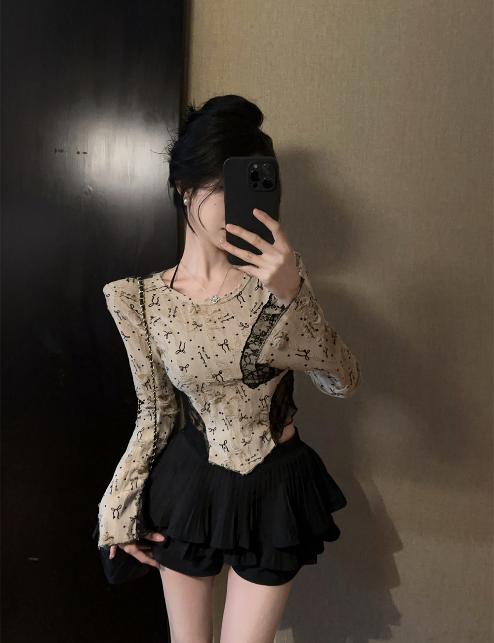 Long sleeve lace bottoming shirt halter printing tops