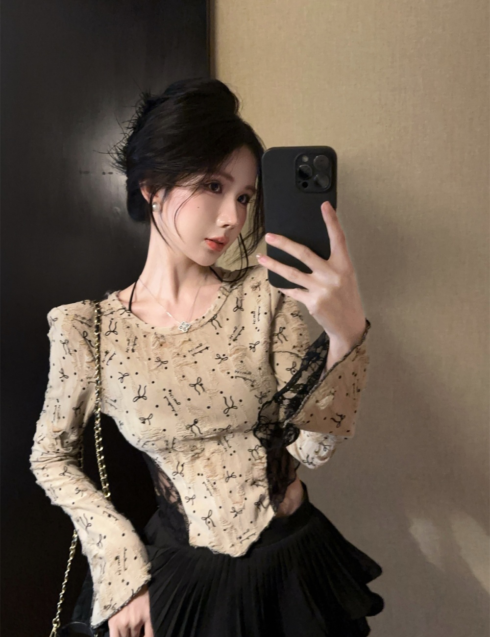 Long sleeve lace bottoming shirt halter printing tops