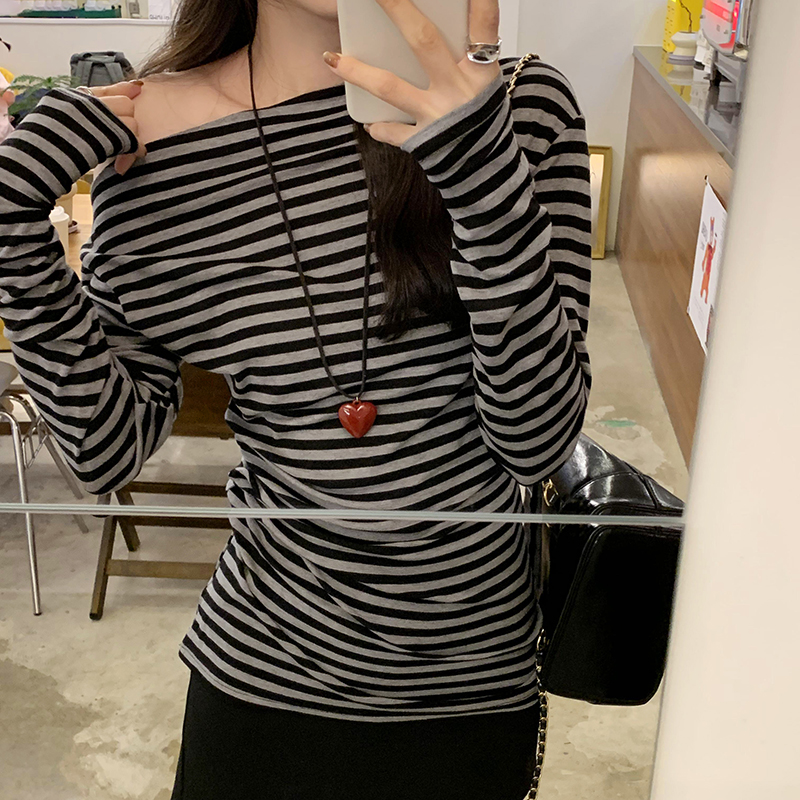 Sloping shoulder bottoming shirt T-shirt for women