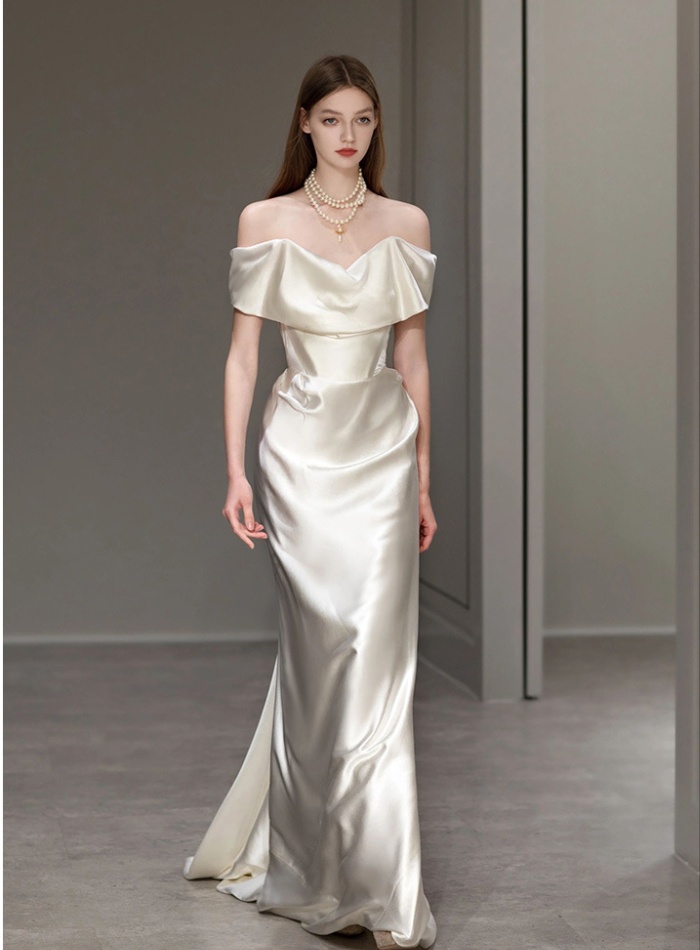 Temperament flat shoulder wedding dress light long dress