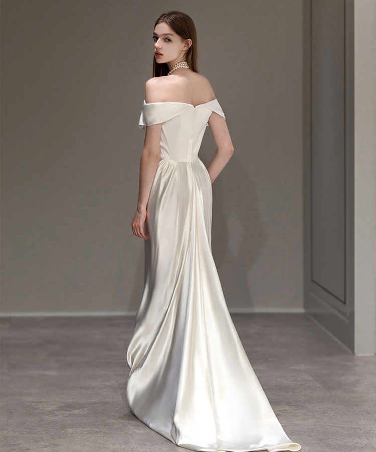 Temperament flat shoulder wedding dress light long dress