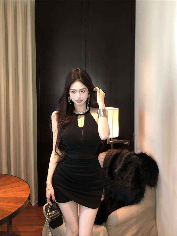 Rhinestone sleeveless autumn and winter fold dress for women