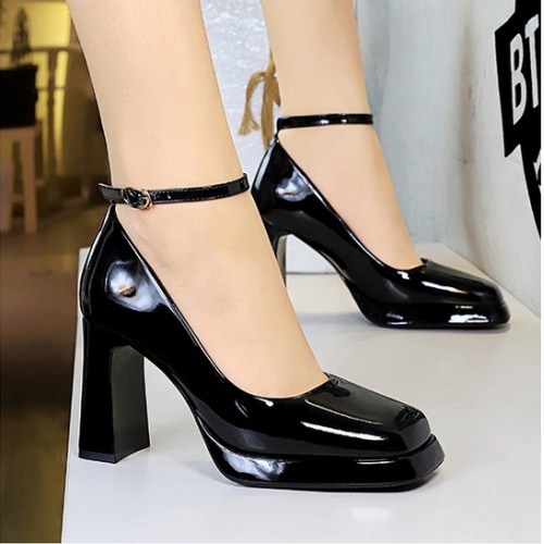 Thick square head platform European style shoes