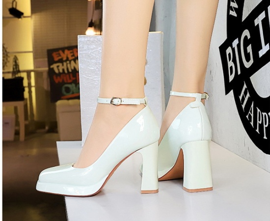 Thick square head platform European style shoes