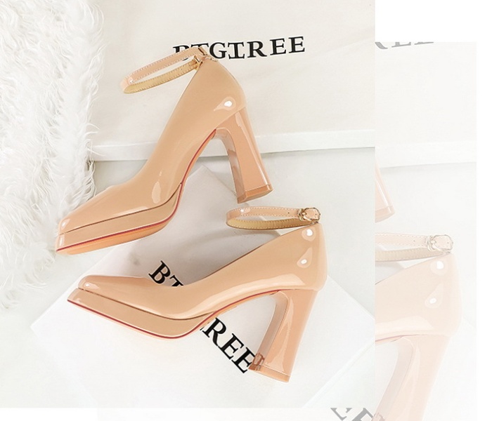 Thick square head platform European style shoes