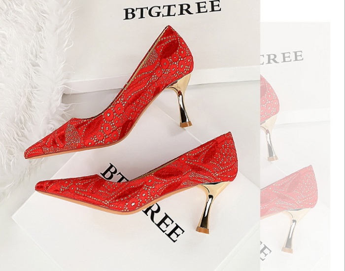 Lace middle-heel pointed Korean style tender shoes for women