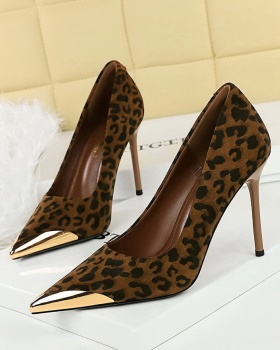 Broadcloth metal iron shoes fine-root low high-heeled shoes