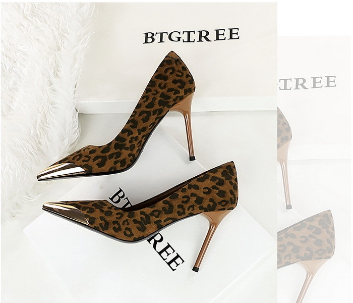 Broadcloth metal iron shoes fine-root low high-heeled shoes