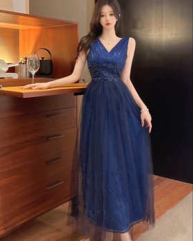 Pure sleeveless lady dress V-neck sweet long dress