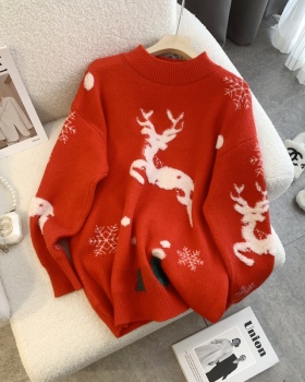 Christmas lazy fawn loose red wears outside sweater